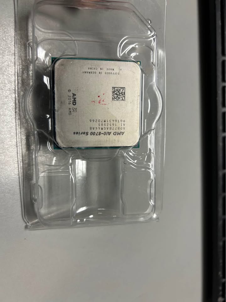 AMD A10 8770 R7 CPU/APU/GPU